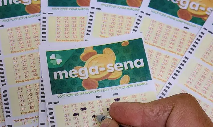 Mega-sena acumula e sorteio de R$ 300 milhões se aproxima