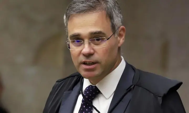 André Mendonça assume relatoria de investigação sobre financiamento de Daniel Vorcaro ao filme Dark Horse
