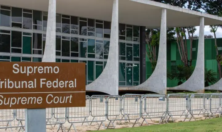 Moraes agenda depoimento de Flávio Bolsonaro à Polícia Federal por acusação de calúnia