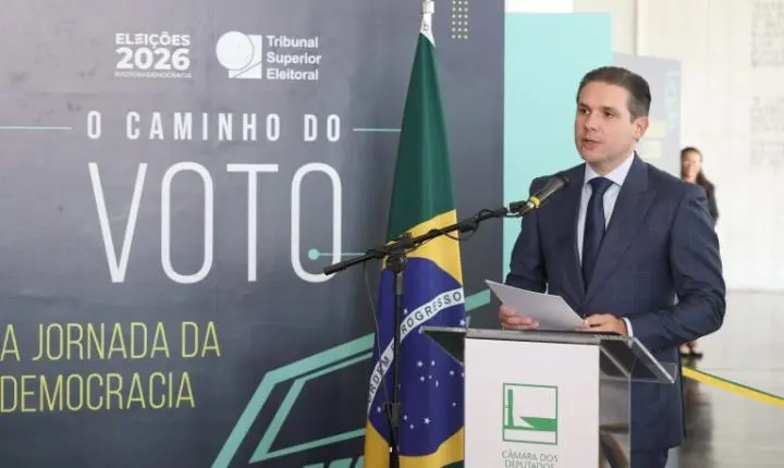 Hugo Motta comemora recorde histórico da bancada feminina na Câmara dos Deputados