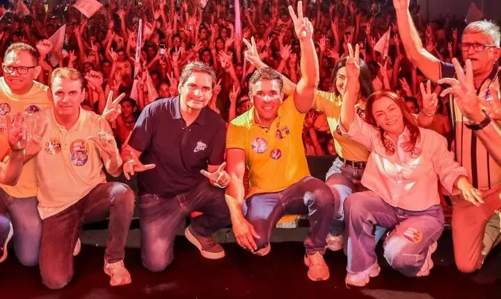 Nil Mendes e prefeito Neto de Coraci reúnem multidão em carreata e comício em São José da Lagoa Tapada