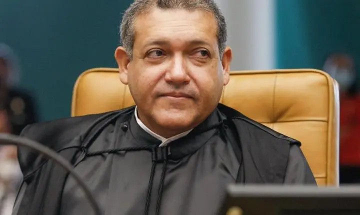TSE determina restrições ao canal Exército do Lula no WhatsApp