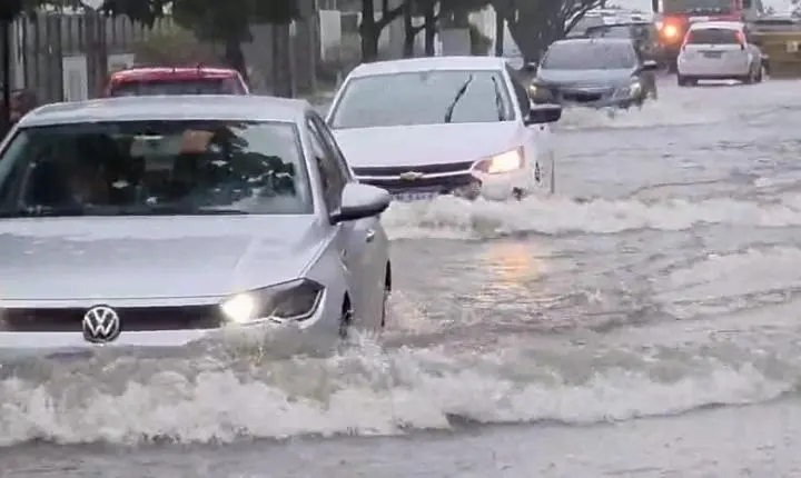 Inmet emite alerta de chuvas intensas para 31 municípios da Paraíba