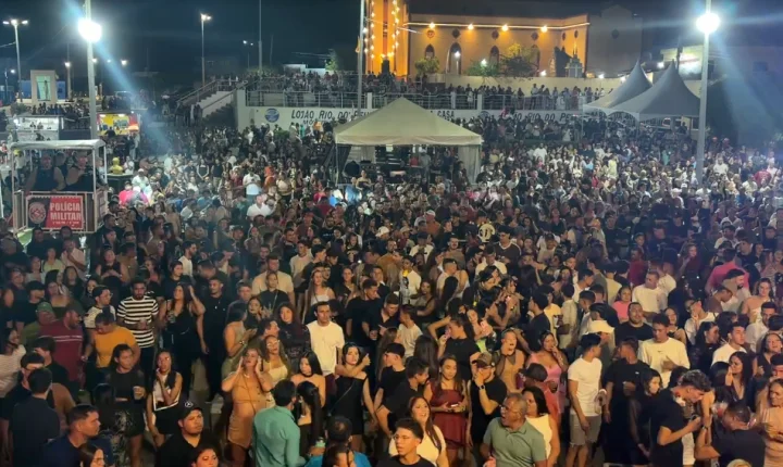 Poço de José de Moura reúne grande público na festa dos 32 anos de emancipação política