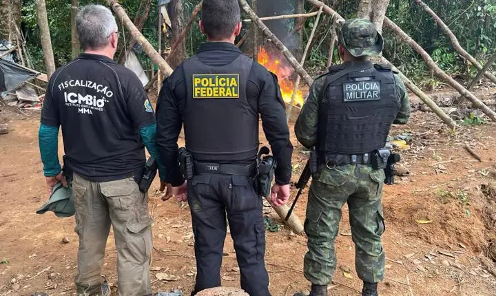 Polícia Federal intensifica combate a garimpos ilegais na divisa entre Amapá e Pará