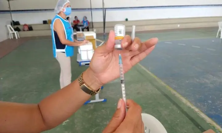 Dia do Comerciário altera vacinação em João Pessoa nesta segunda-feira