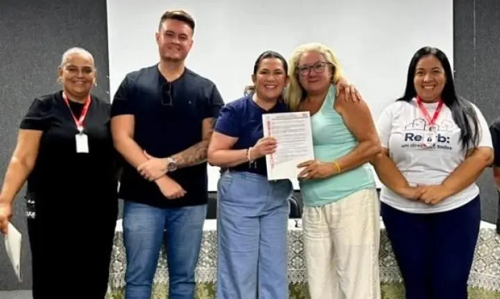 Prefeitura de Cajazeiras amplia Regularização Fundiária e entrega novas escrituras a famílias da Zona Norte