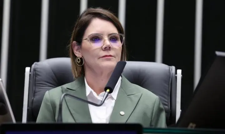 Câmara analisa projeto que padroniza identificação visual de tornozeleira eletrônica em casos de violência doméstica