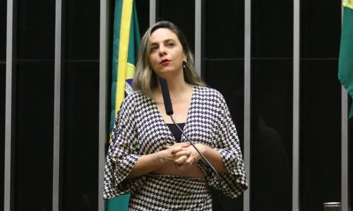 Projeto proíbe governo de comprar papel com celulose branqueada