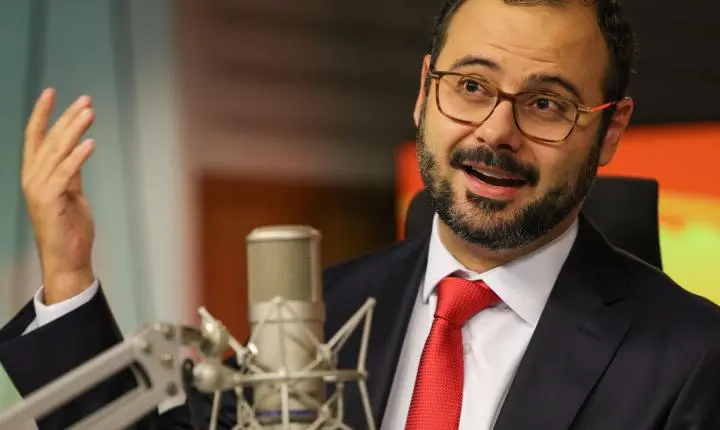 Redução da jornada impulsionará o empreendedorismo no Brasil, afirma ministro Paulo Pereira