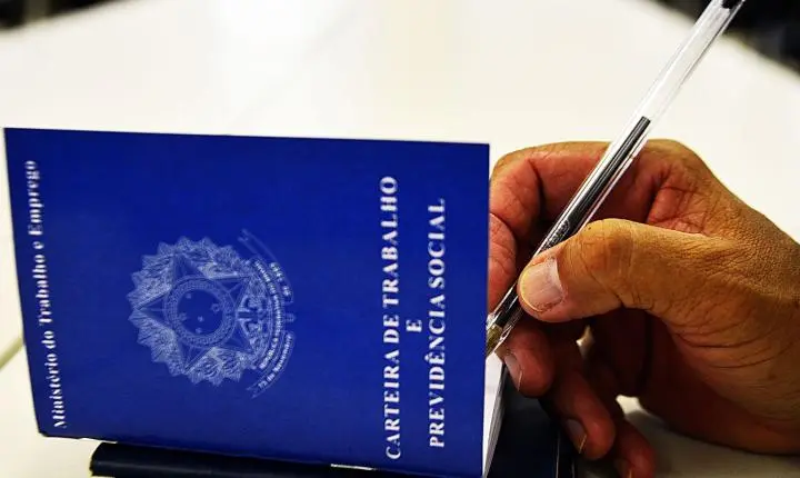Fim da escala 6x1: saiba quando a nova jornada de trabalho entra em vigor