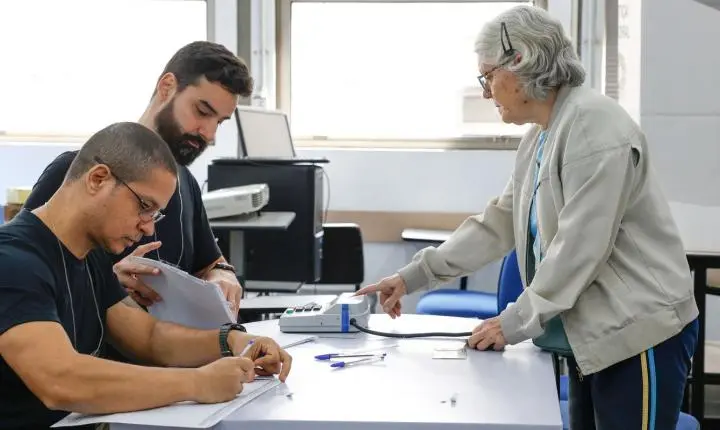 TRE-SP substitui 251 urnas eletrônicas durante o primeiro turno