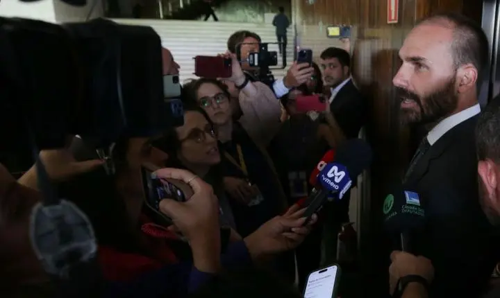 STF condena Eduardo Bolsonaro a quatro anos de prisão e inelegibilidade