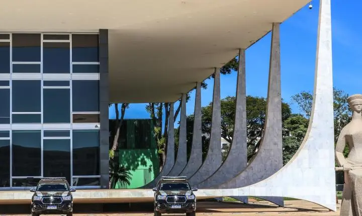STF retoma o julgamento sobre uberização nesta quinta-feira