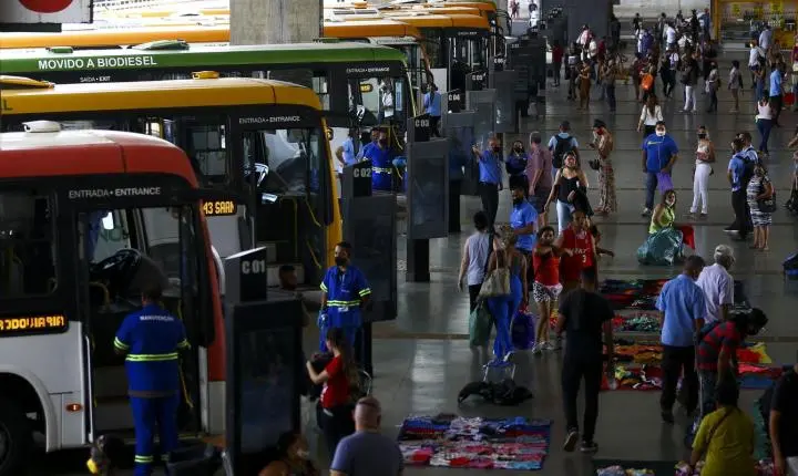 Tarifa zero no transporte público pode ser nova política de distribuição de renda, aponta estudo