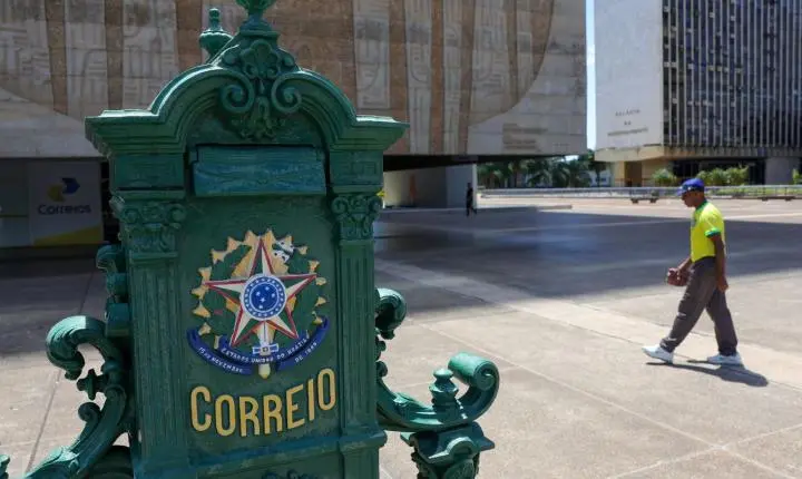 TCU aponta risco fiscal nos Correios e sugere compensação de custos para universalização