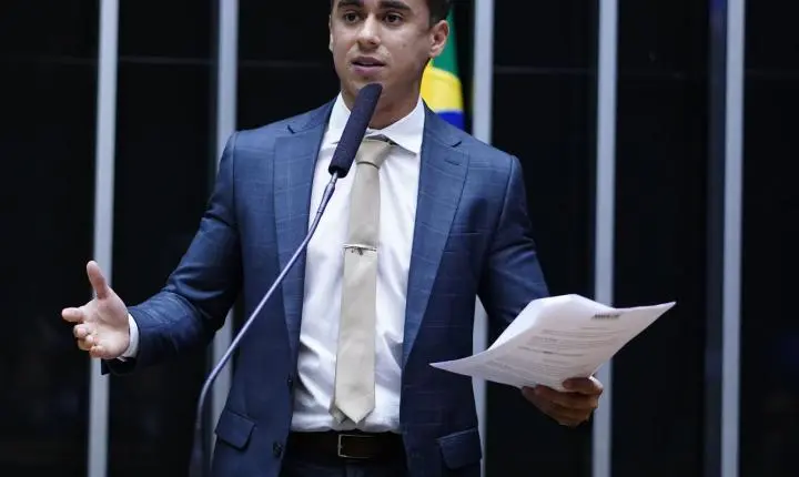 TSE determina que Nikolas Ferreira remova postagem com desinformação sobre Lula