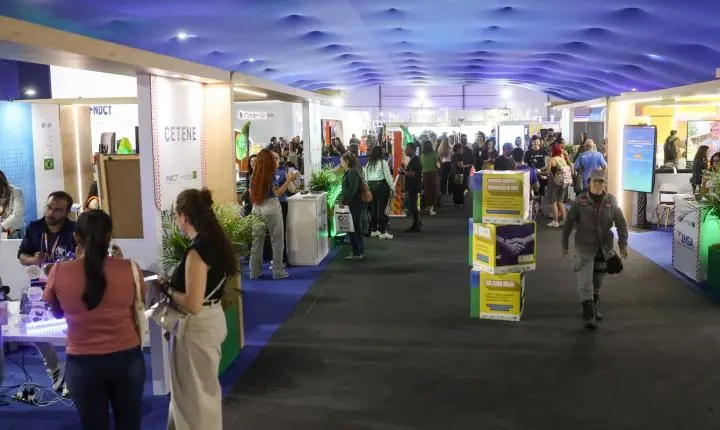 UFF sedia a ExpoT&C, considerada a maior feira científica da América Latina
