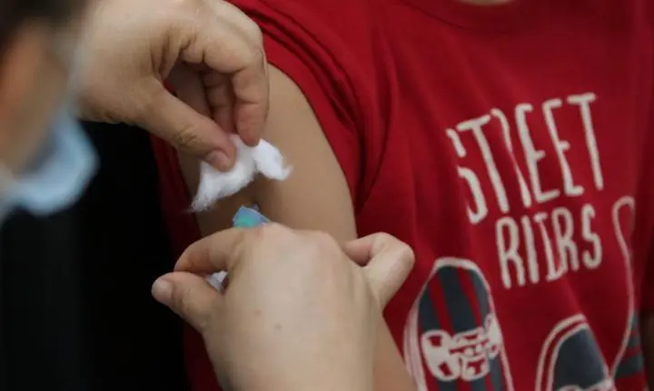 Semana de vacinação nas escolas busca imunizar 27 milhões de crianças e adolescentes