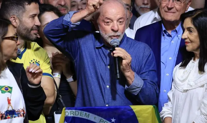 Luiz Inácio Lula da Silva promete nova fase e foco em economia digital