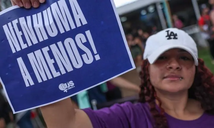 A Voz do Brasil passa a divulgar serviços de apoio a mulheres vítimas de violência
