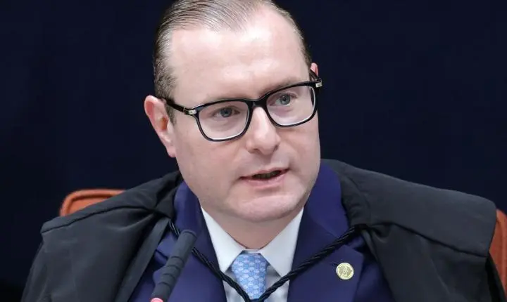 Cristiano Zanin rejeita liminar para forçar CPI sobre Master no Senado